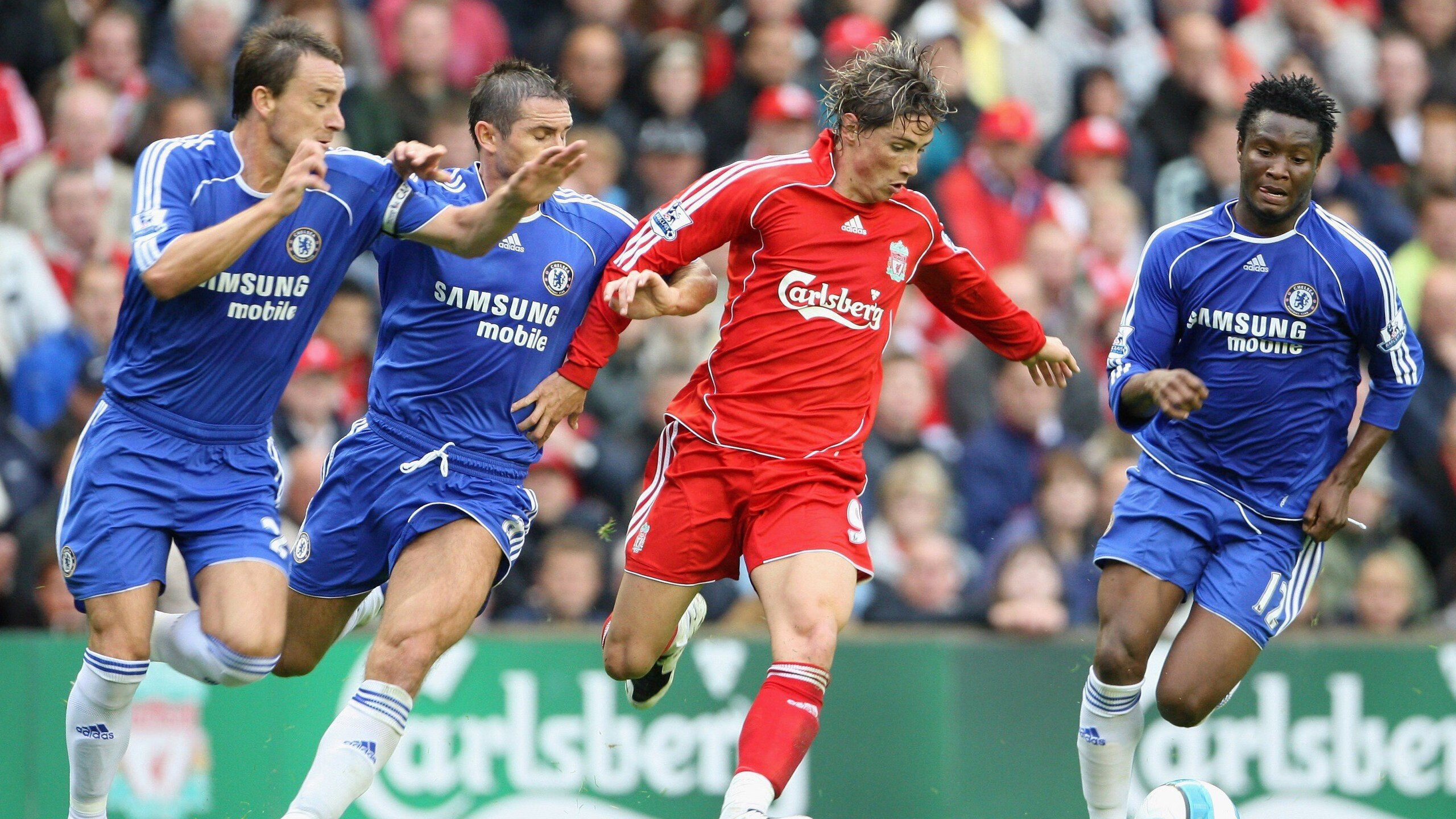 奥斯马尔·奥尔韦拉赛场表现赢得喝彩，奥马尔现状