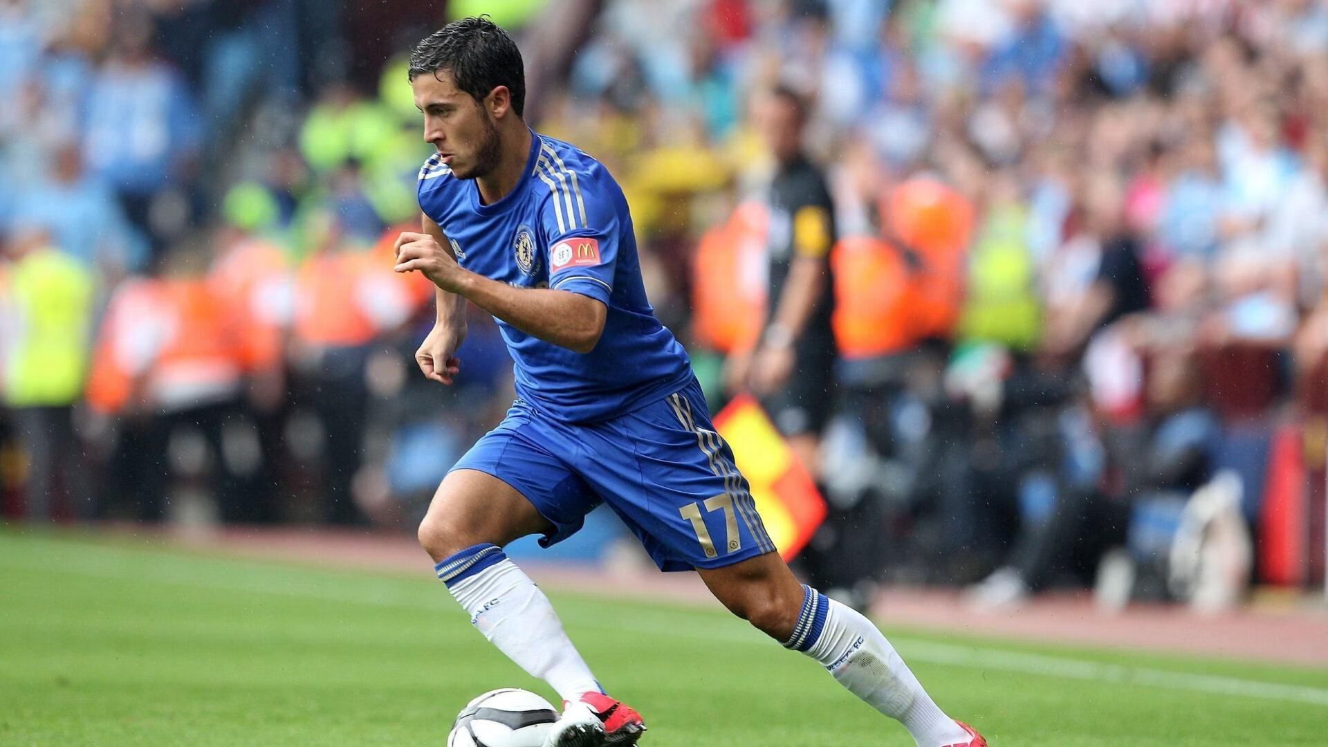 老鹰重新确立战术核心调整进攻分布，老鹰技术